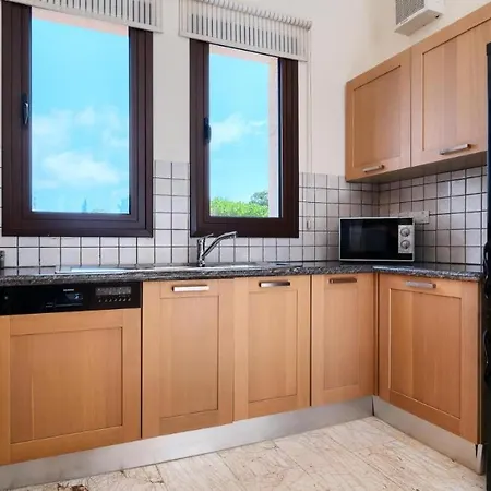 Beautiful Dionysus With Private Pool In Peaceful Location - Aphrodite Hills * Kouklia