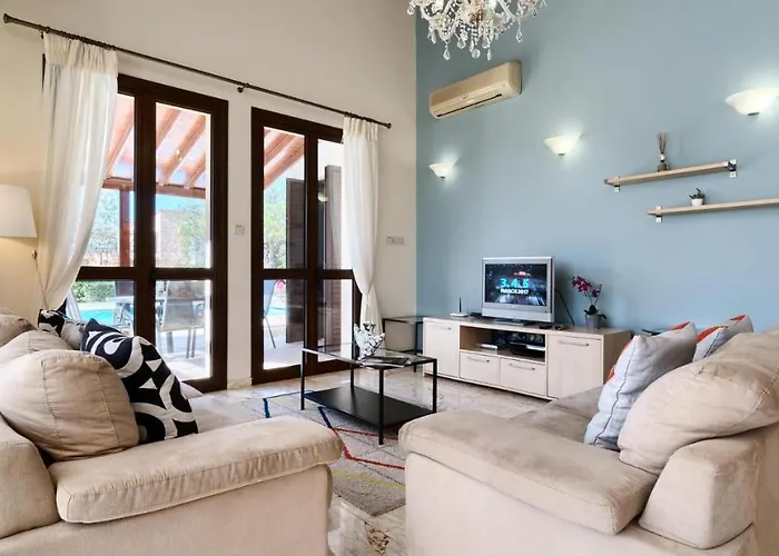 Beautiful Dionysus With Private Pool In Peaceful Location - Aphrodite Hills