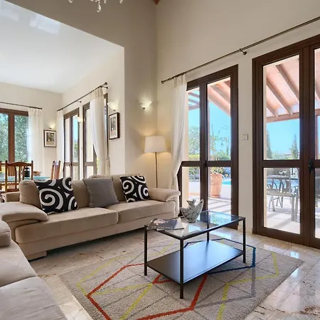 Beautiful Villa Dionysus With Private Pool In Peaceful Location - Aphrodite Hills Kouklia
