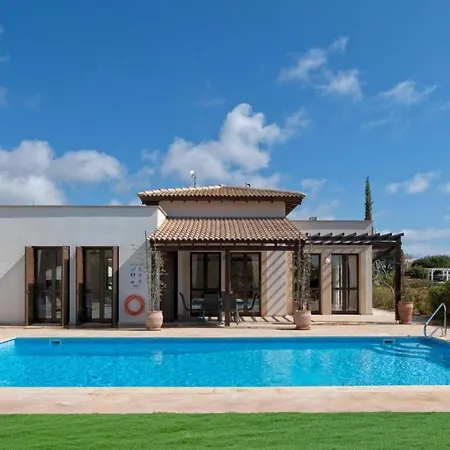 Beautiful Dionysus With Private Pool In Peaceful Location - Aphrodite Hills * Kouklia