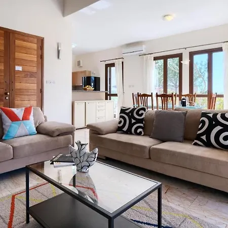 Beautiful Villa Dionysus With Private Pool In Peaceful Location - Aphrodite Hills