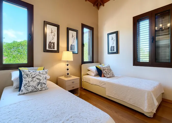 Beautiful Dionysus With Private Pool In Peaceful Location - Aphrodite Hills * Kouklia