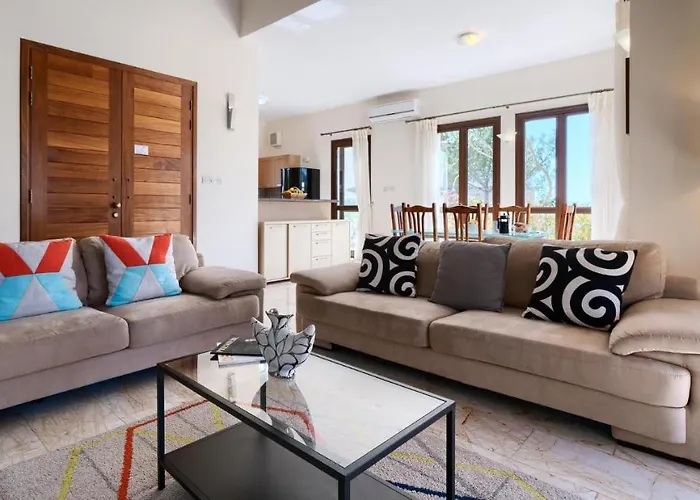 Beautiful Dionysus With Private Pool In Peaceful Location - Aphrodite Hills