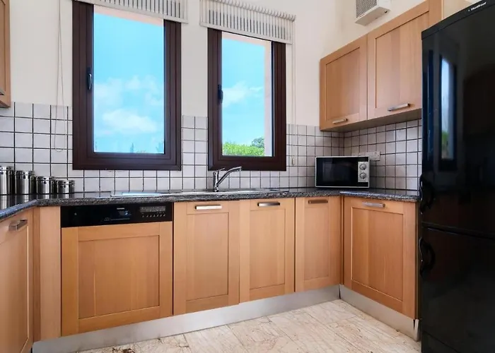 Beautiful Dionysus With Private Pool In Peaceful Location - Aphrodite Hills * Kouklia